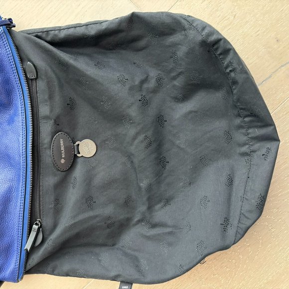 Mulberry Mila Medium Hobo in Electric Blue - Picture 10 of 13